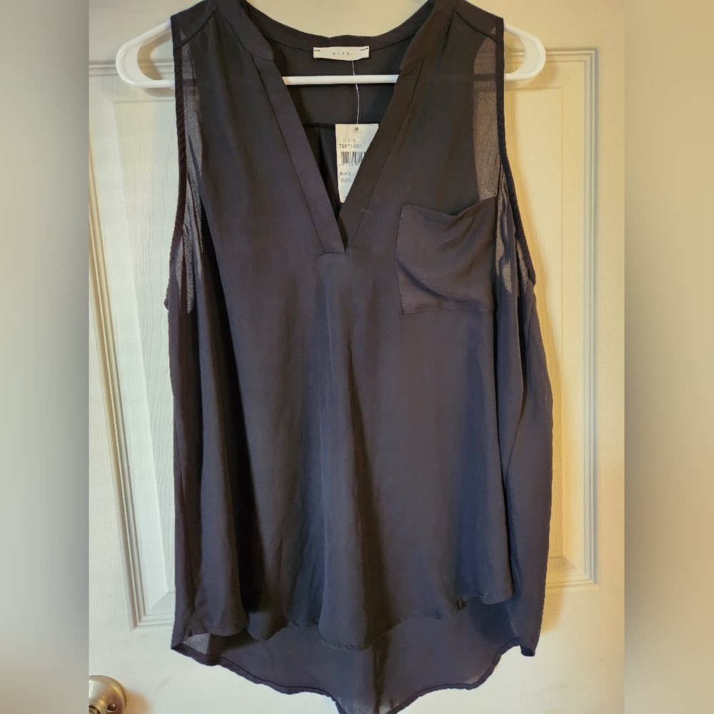 2/15 TOPS Lush Black Sleeveless Blouse